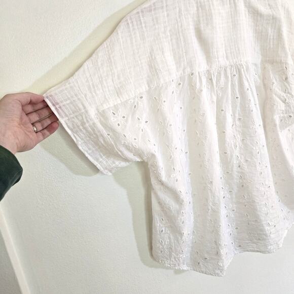 By Anthropologie White Eyelet 2-Piece Set – Top & Shorts – Size XXS - Picture 6 of 13